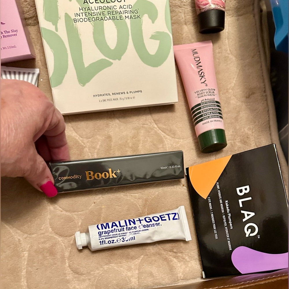 🎉BUNDLE SALE 85% OFF RV 🎉🌻Skincare and More Bundle🌻NEW - Picture 2 of 9